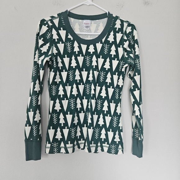 Hanna Anderson Green and Cream Tree Pajama Set Size S - Picture 2 of 9